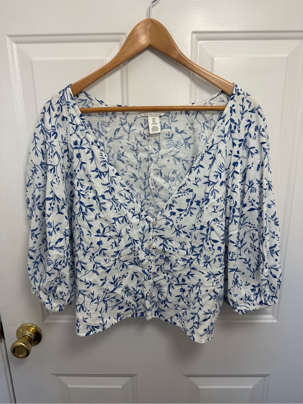 H&M Women Floral Puff Sleeve Linen Blend Crop Top M Blue White Boho Cottagecore - Picture 2 of 9